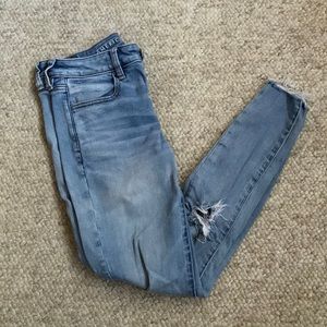 AE Distressed Jegging